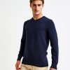 Mens cotton blend v-neck sweater