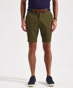 Menï¿½s lightweight chino shorts