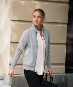 Womenï¿½s Cambridge ï¿½ fashionable trainer   