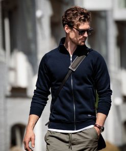 Cambridge ï¿½ fashionable trainer   