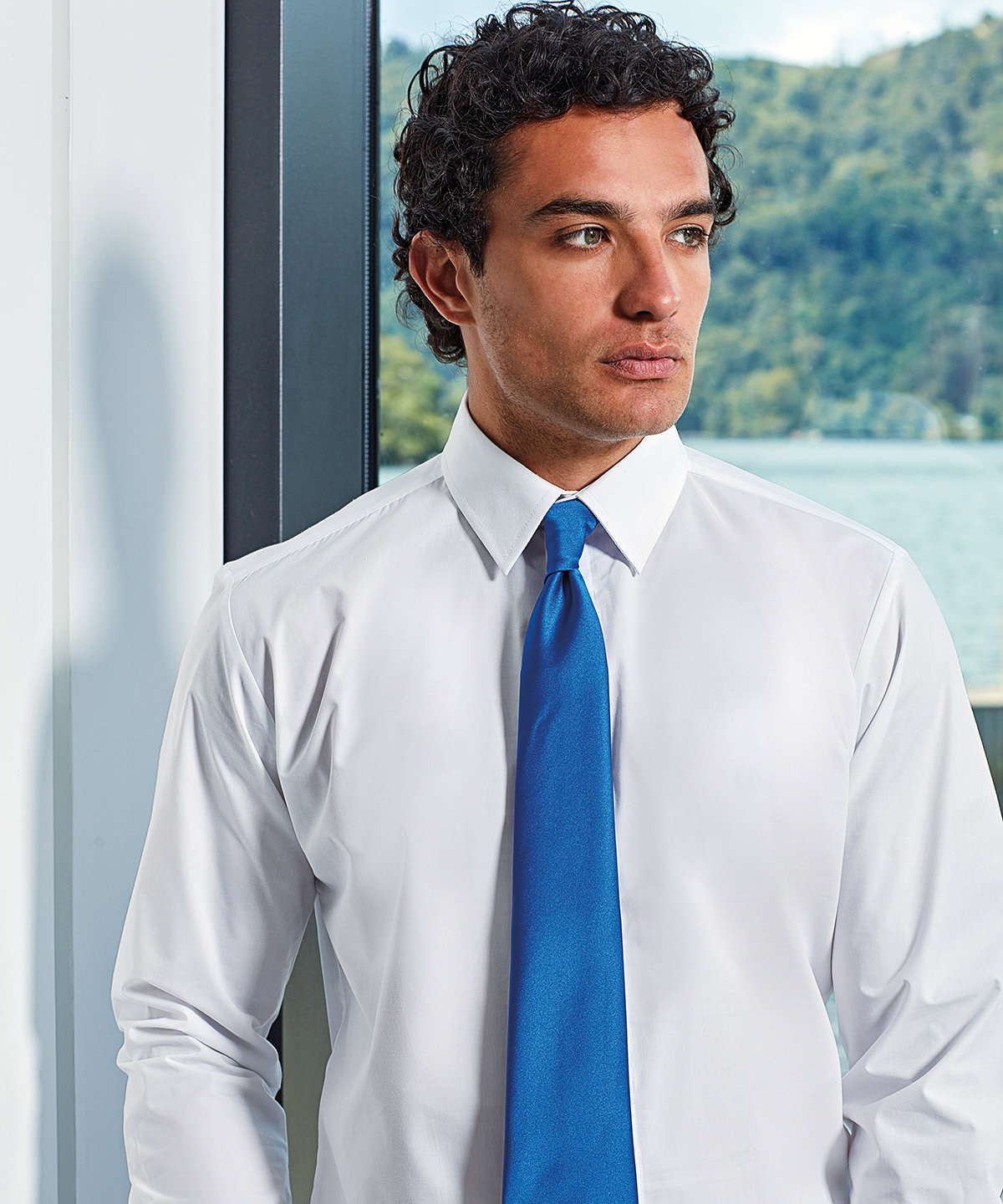 Colours satin tie