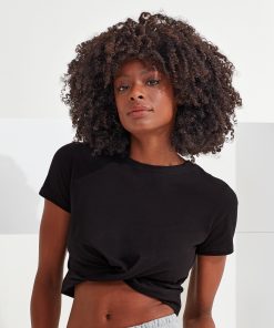 Womenï¿½s TriDriï¿½ twist crop top