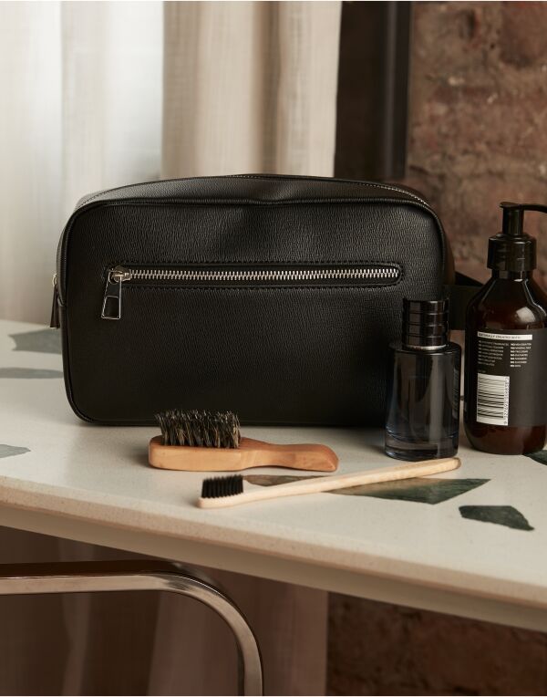Tailored Luxe PU Wash Bag 		_x000D_
